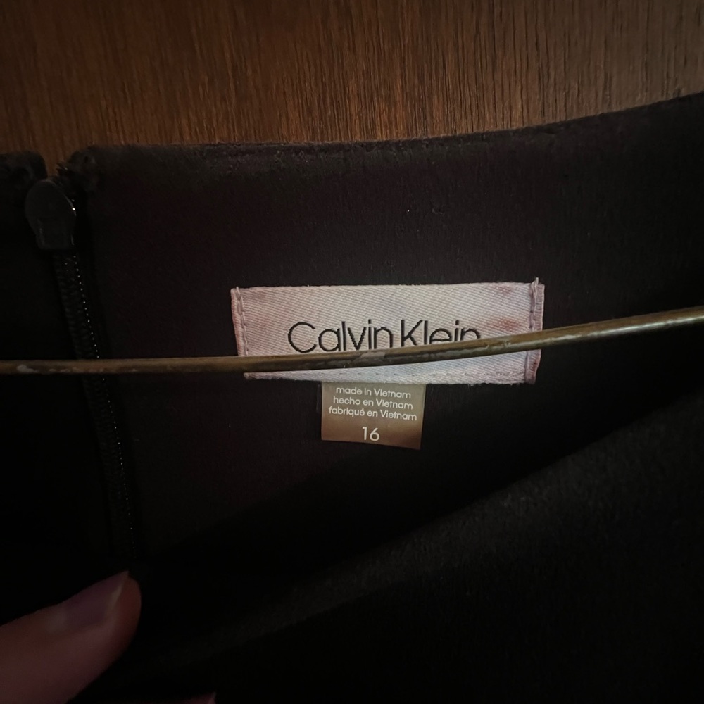 Calvin Klein Elegant Black dress - Picture 2 of 2